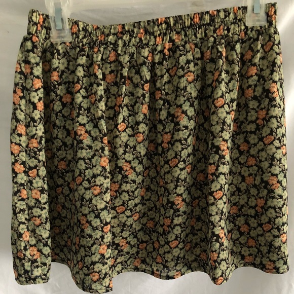Floral Chiffon Mini Skirt - Picture 1 of 2